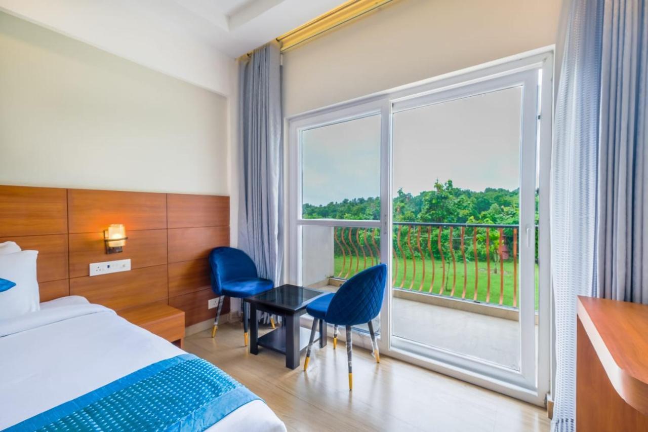 Aar Resort & Spa Jhajra Exterior photo